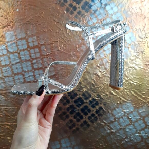 NWT Billini Faux Snakeskin Metallic Strappy Heeled Sandals - Picture 1 of 14